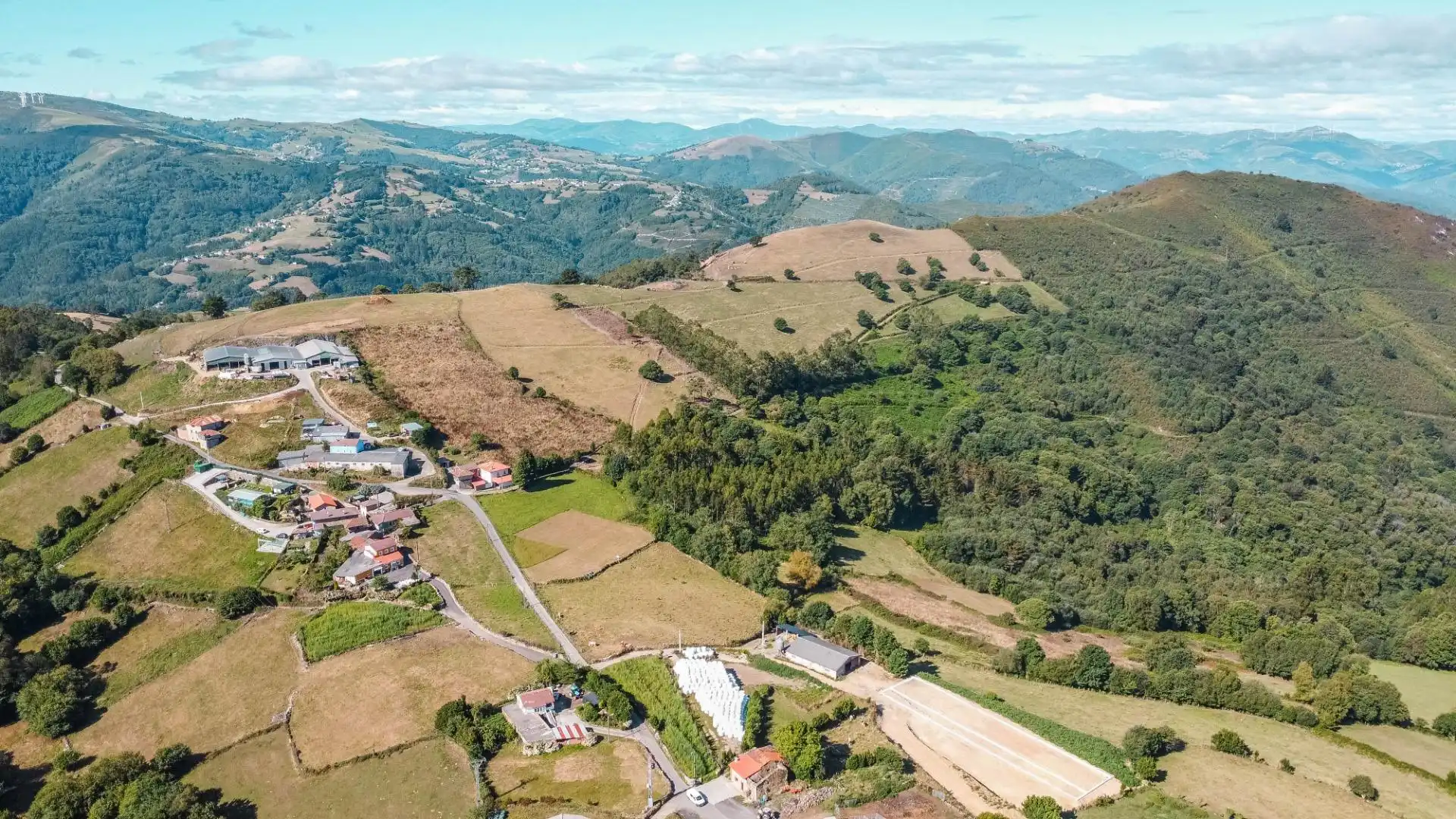 Casa o xalet en venda en Valdés - Luarca amb Calefacció, Jardí privat i Terrassa