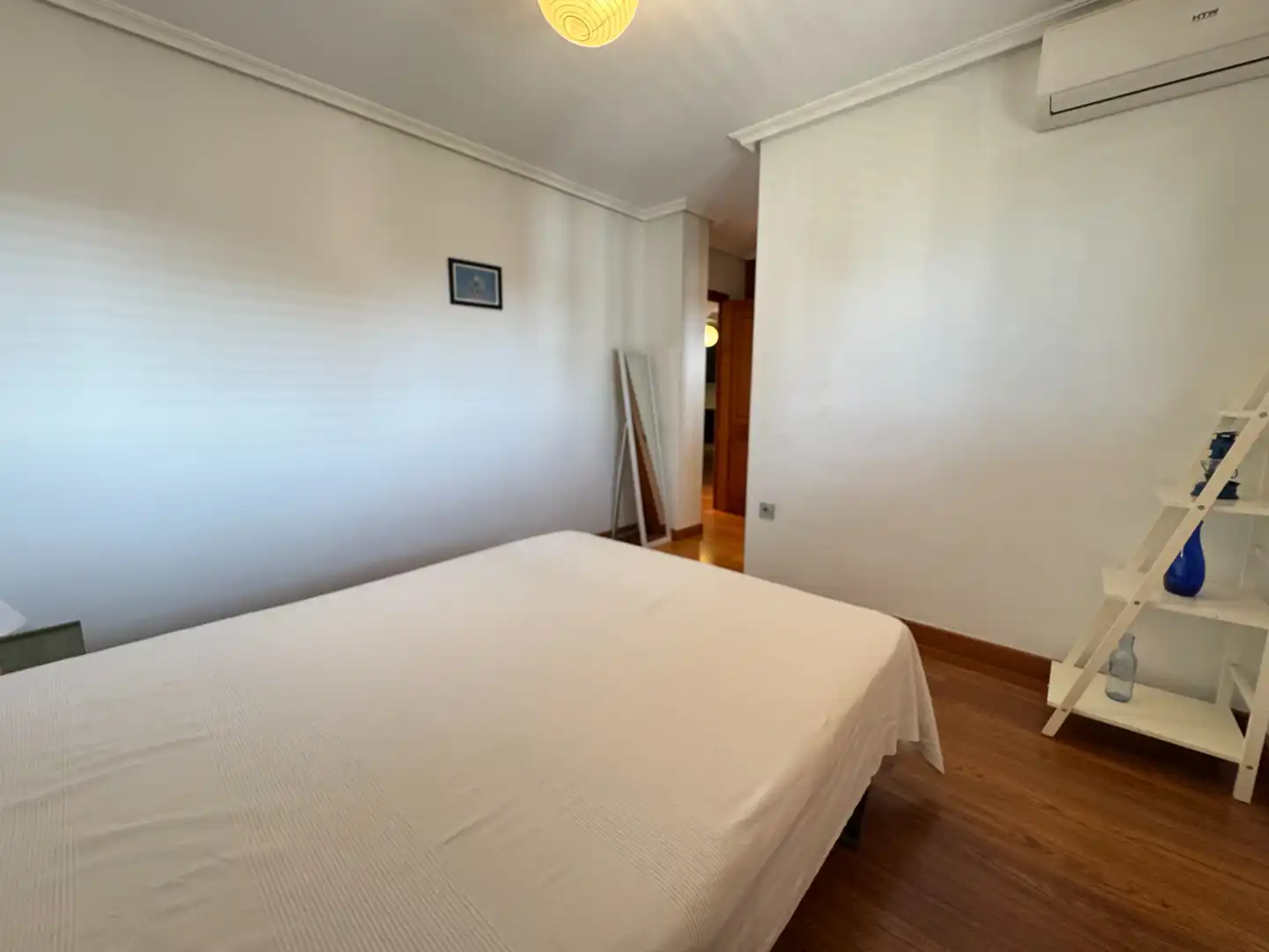 Habitación de Piso de alquiler en Santa Pola con Aire acondicionado, Calefacción y Terraza