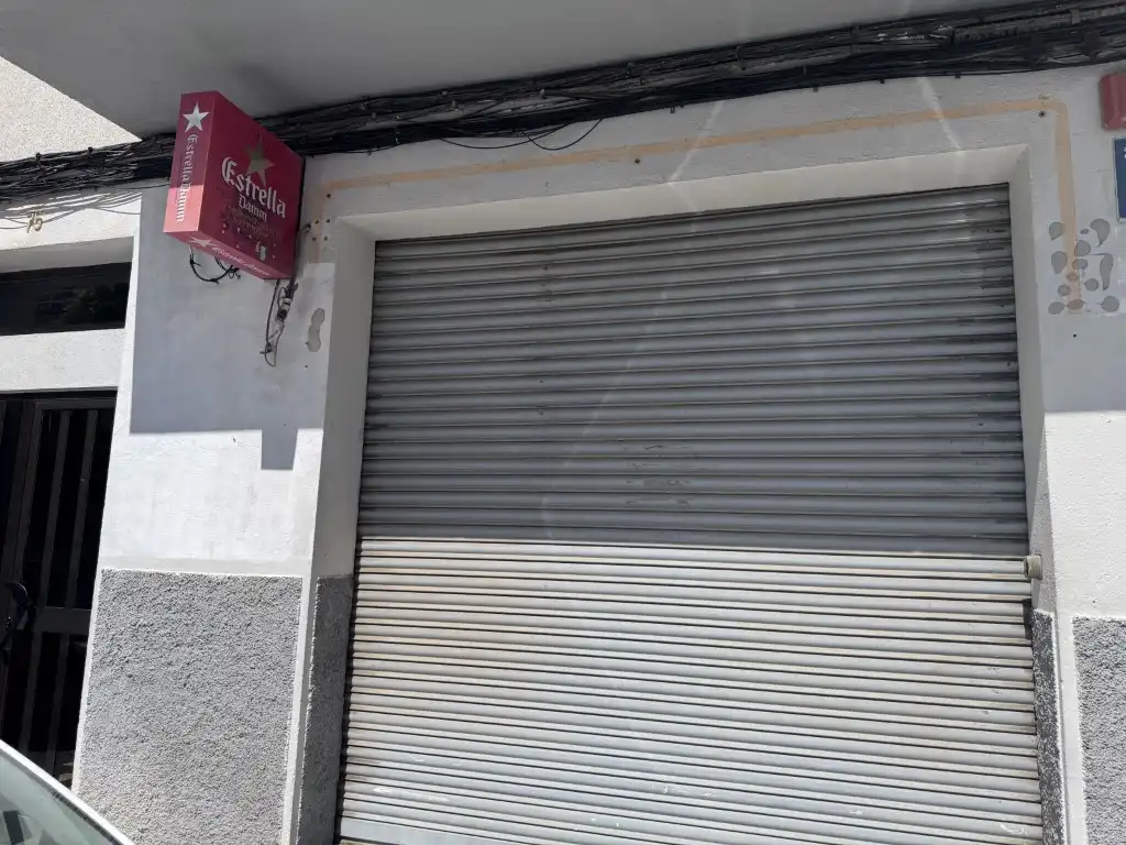Gewerbefläche zum Verkauf in Calle Rafael De Casanova, imagen 3