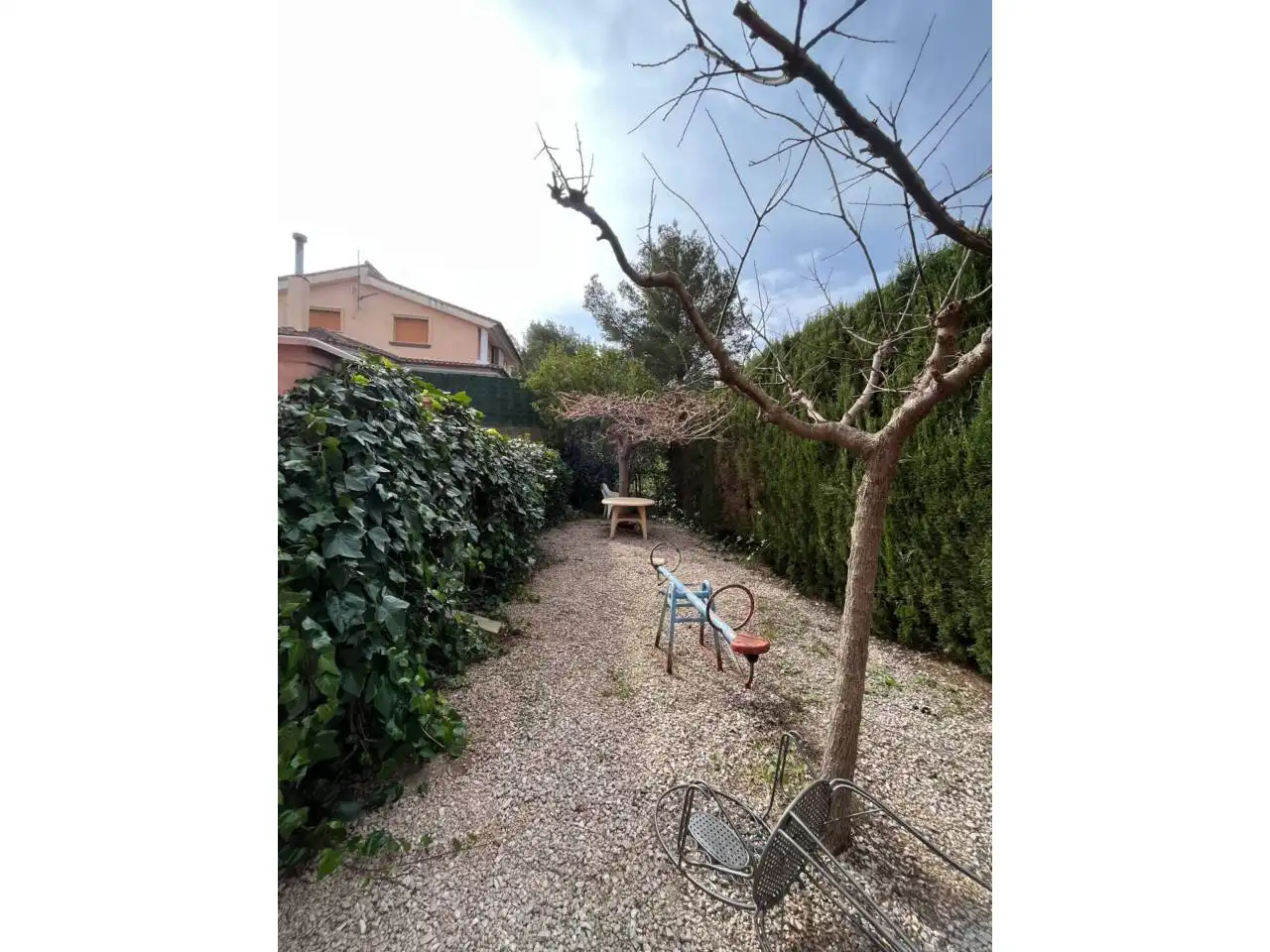 Jardí de Casa o xalet en venda en Ador amb Aire condicionat, Calefacció i Jardí privat