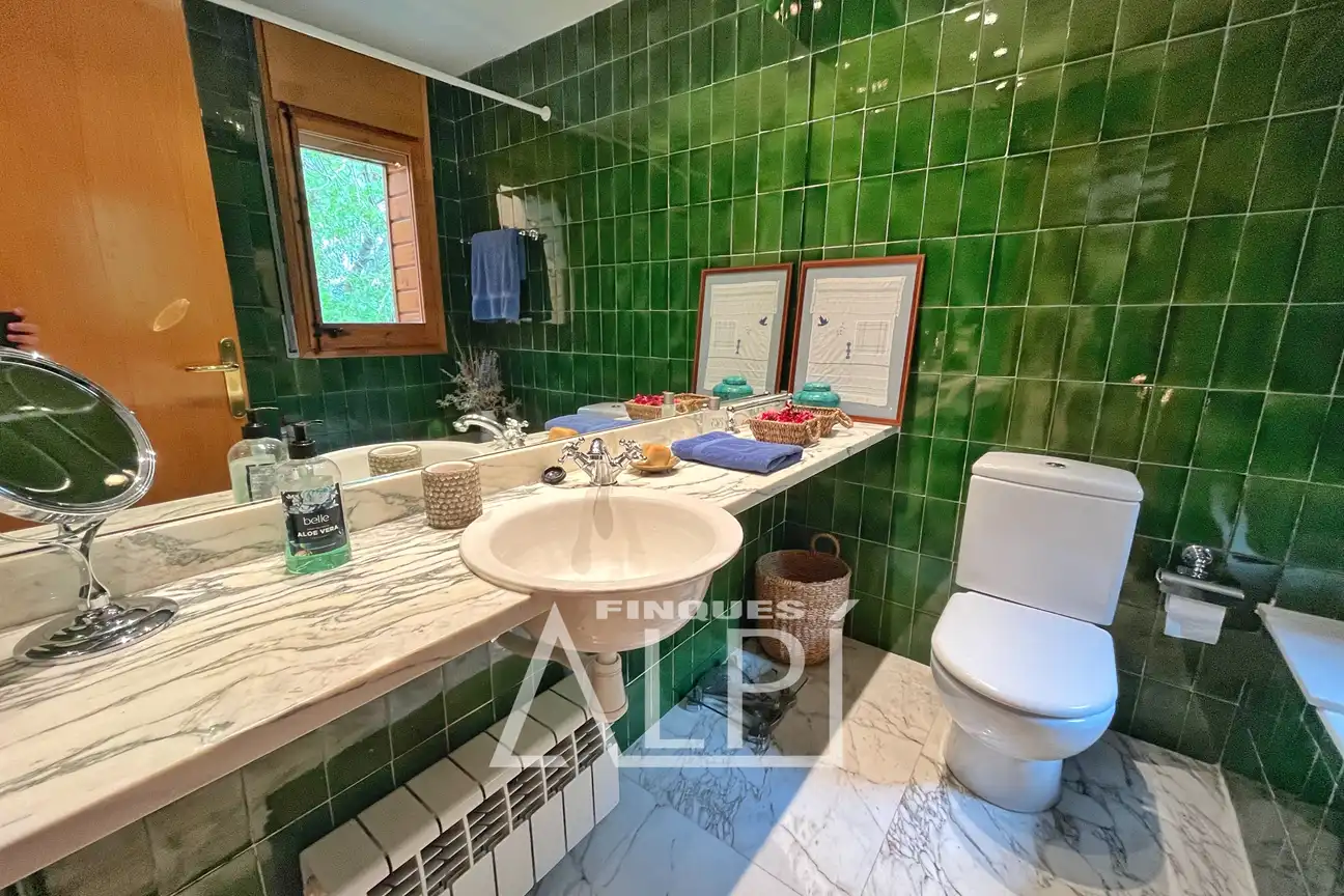 Bathroom of Detached homes for sale in Prats i Sansor  with Heating, Private garden and Parquet flooring