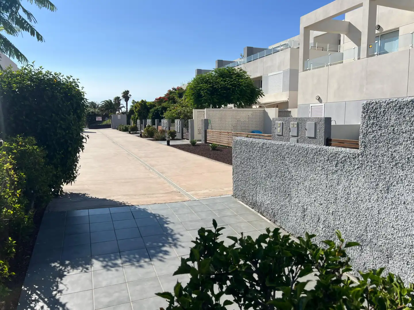 Vista exterior de Casa adosada en venta en Agaete con Jardín privado, Terraza y Amueblado