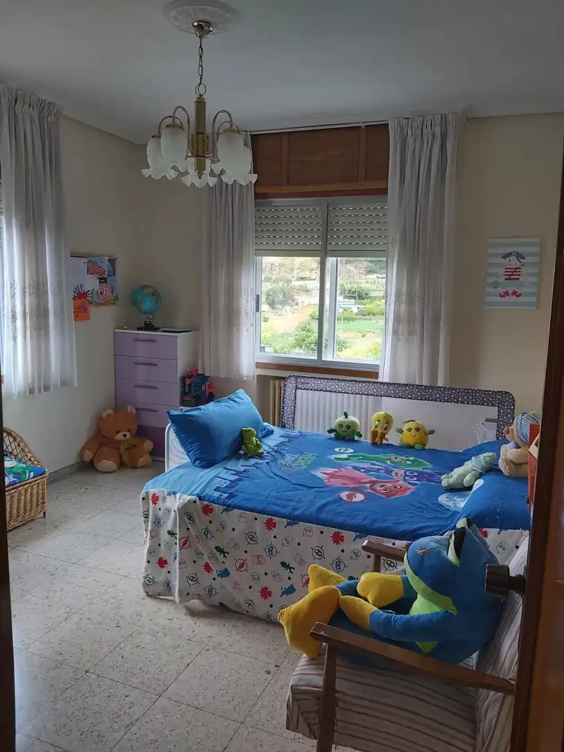 Bedroom of Houses for sale in Ourense Capital 