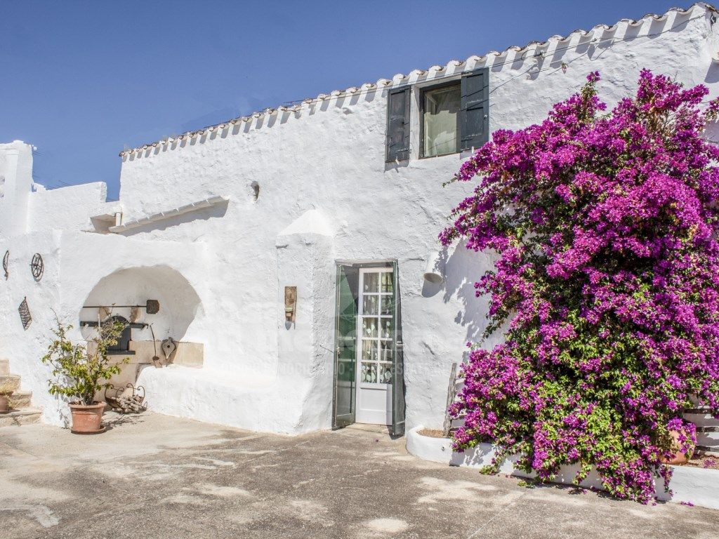 Außenansicht von Country house zum verkauf in Alaior mit Privatgarten und Terrasse