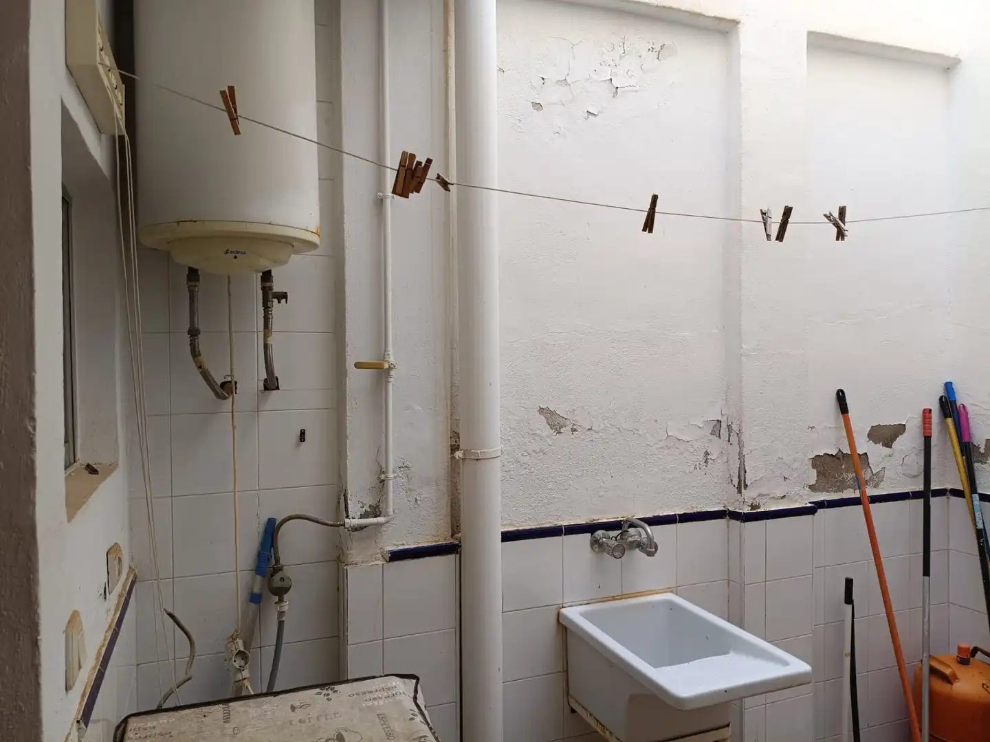 Badezimmer von Maisonette zum Verkauf in San Pedro del Pinatar mit Klimaanlage, Heizung und Privatgarten