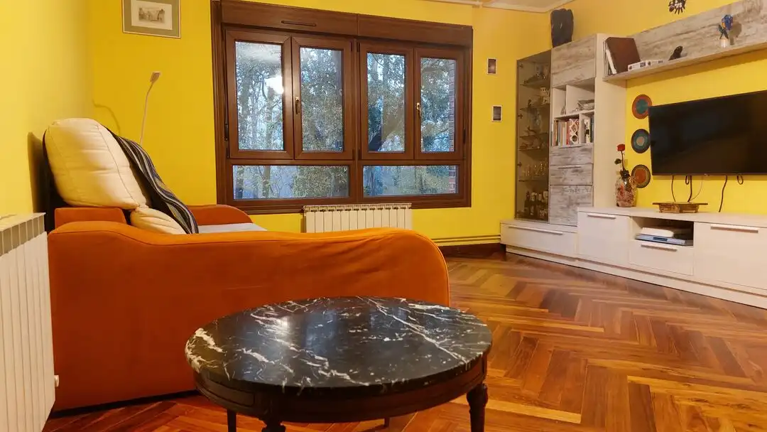 Sala de estar de Piso en venta en Mungia con Calefacción