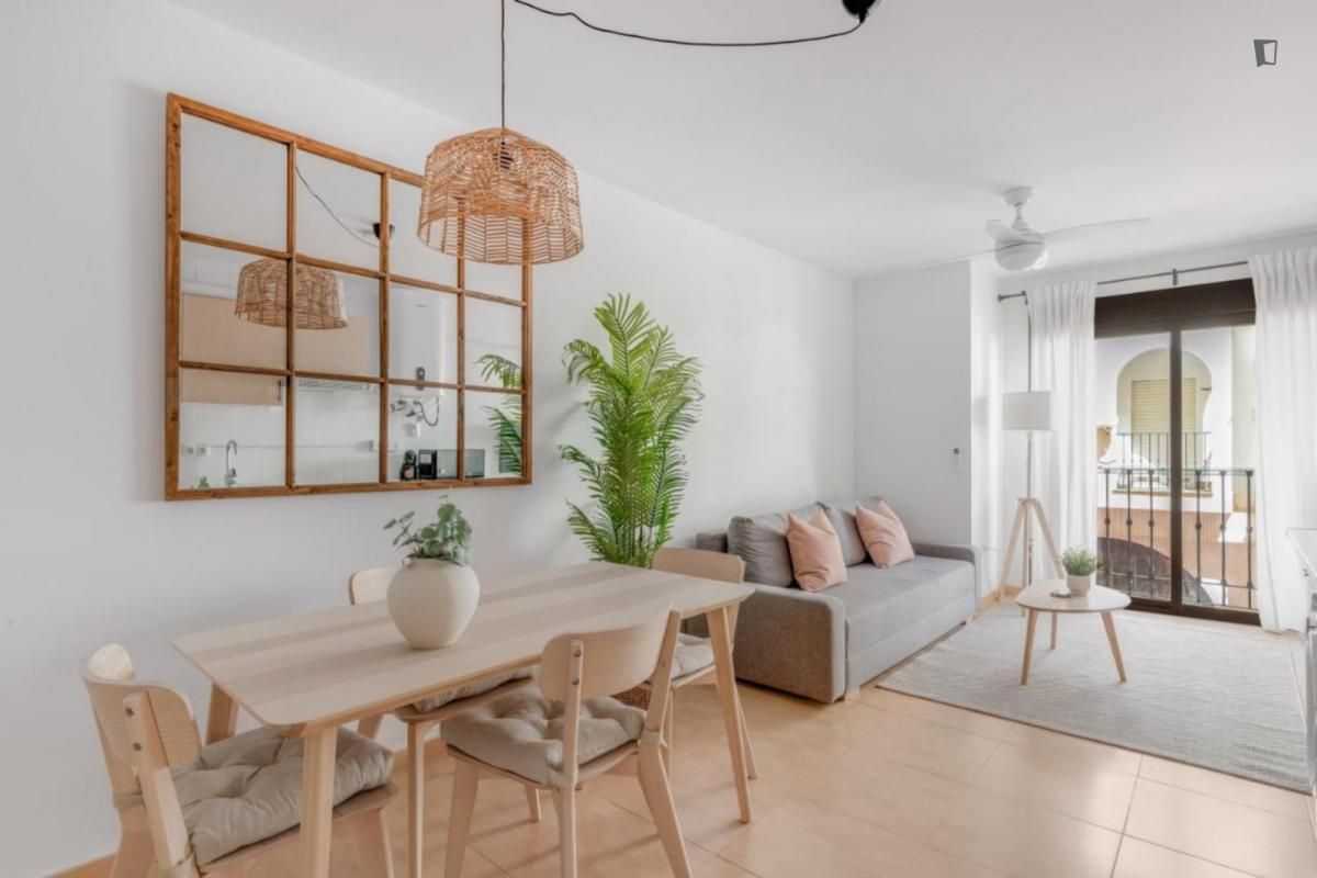 Sala d'estar de Apartament de lloguer en Rincón de la Victoria amb Moblat, Forn i Rentadora