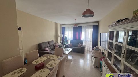 Foto 2 de Piso en venta en Calle Huerta Nueva, Huerta Nueva, Estepona