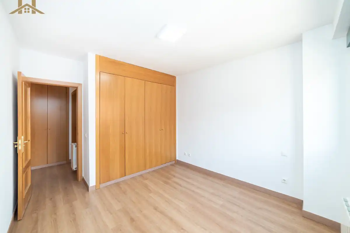 Schlafzimmer von Wohnung zum Verkauf in Leganés mit Klimaanlage, Heizung und Terrasse