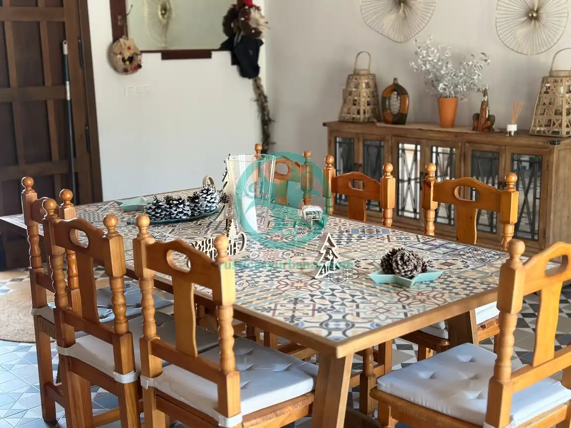 Esszimmer von Country house zur Miete in Cáceres mit Schwimmbad, Möbliert und Ofen