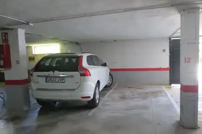 Aparcament de Casa adosada en venda en Mijas amb Terrassa, Piscina i Moblat