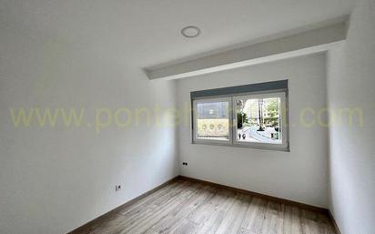 Bedroom of Flat for sale in Pontevedra Capital   with Balcony