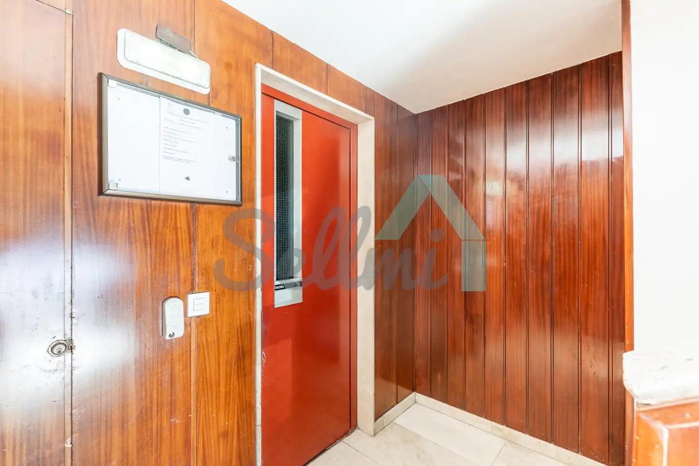 Piso de alquiler en Oviedo  con Calefacción, Parquet y Amueblado