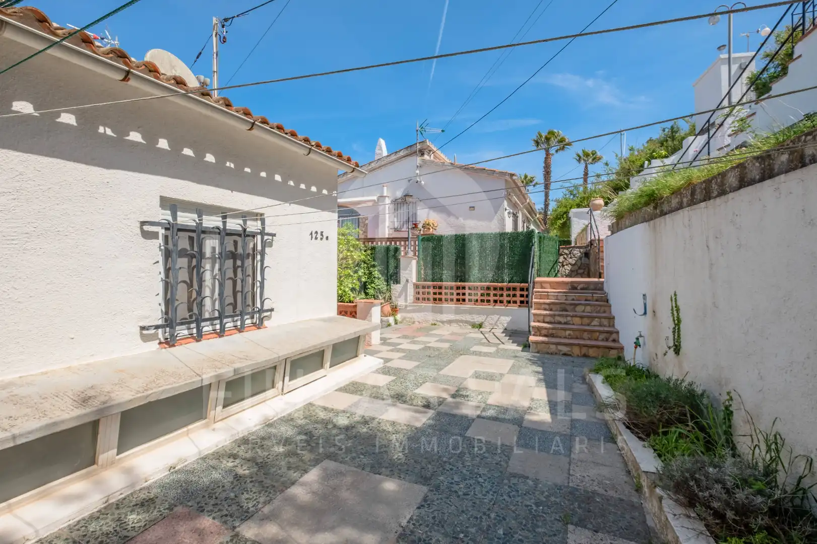 Vista exterior de Casa adosada en venta en Pals con Aire acondicionado, Calefacción y Jardín privado
