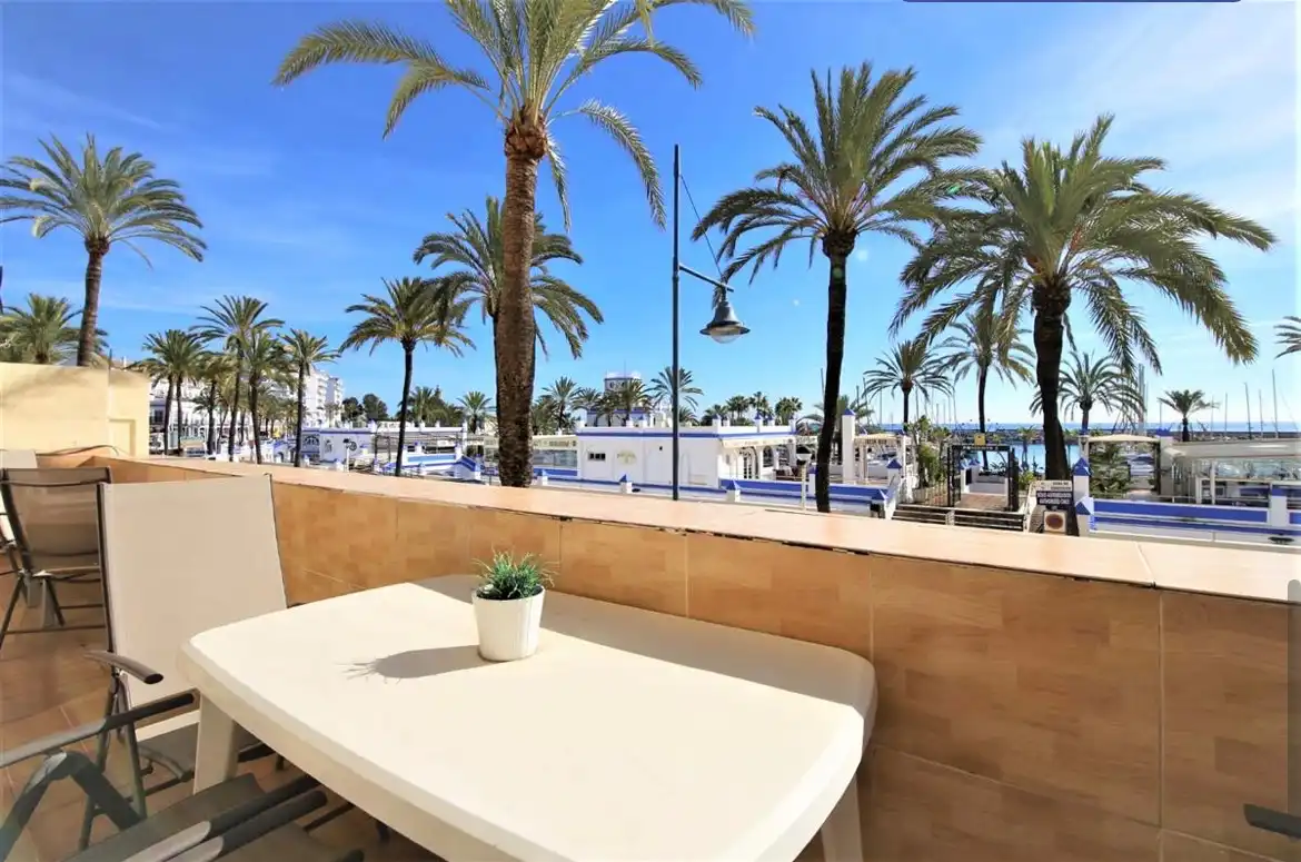 Pis amb piscina en venda a Estepona Pueblo, imagen 3