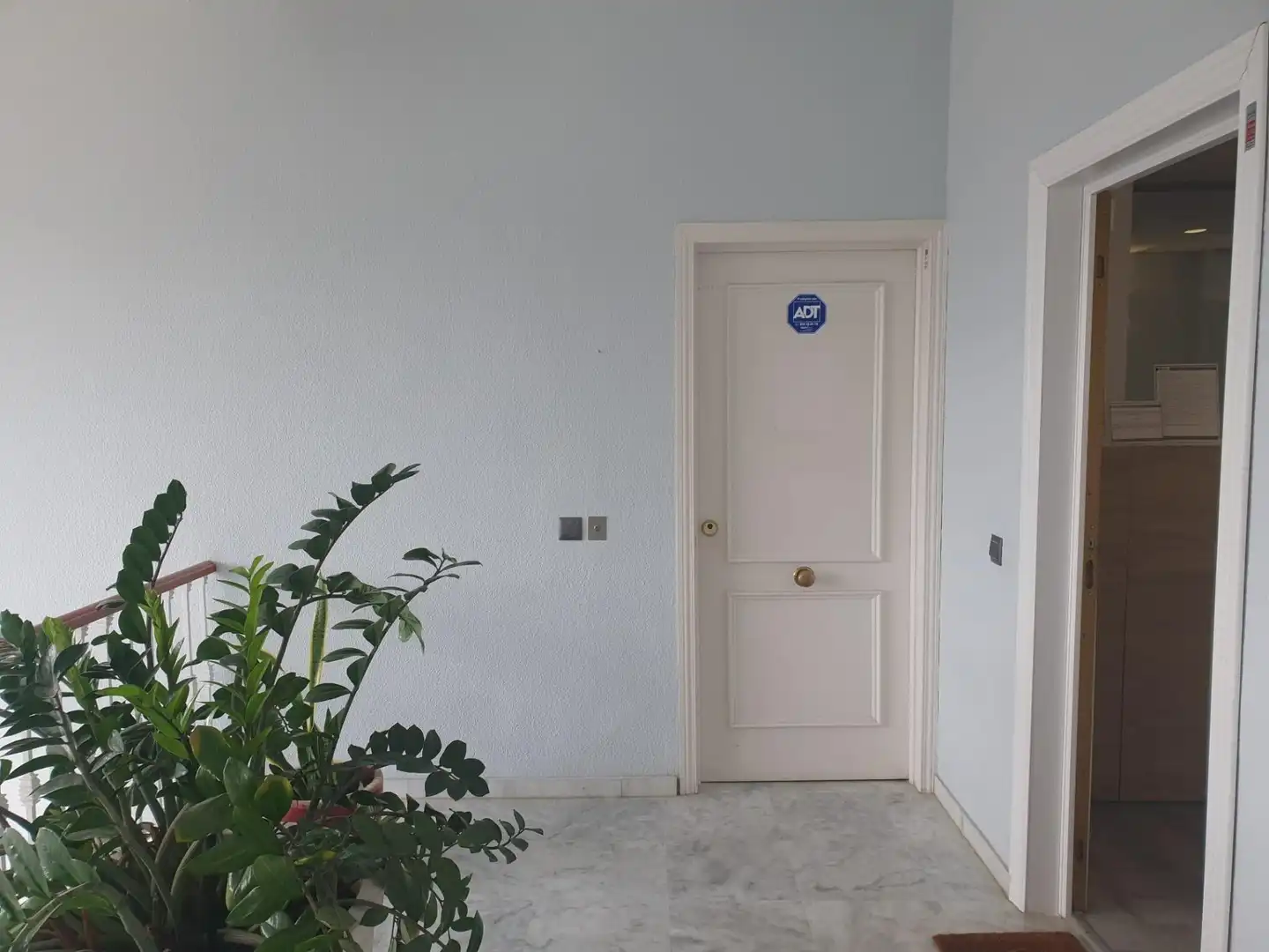Office for rent in Sevilla  with Air Conditioner