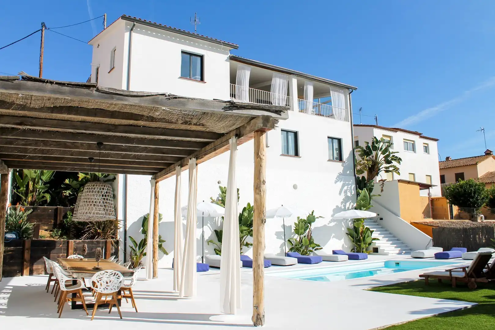 Casa amb jardí en venda a Av Catalunya