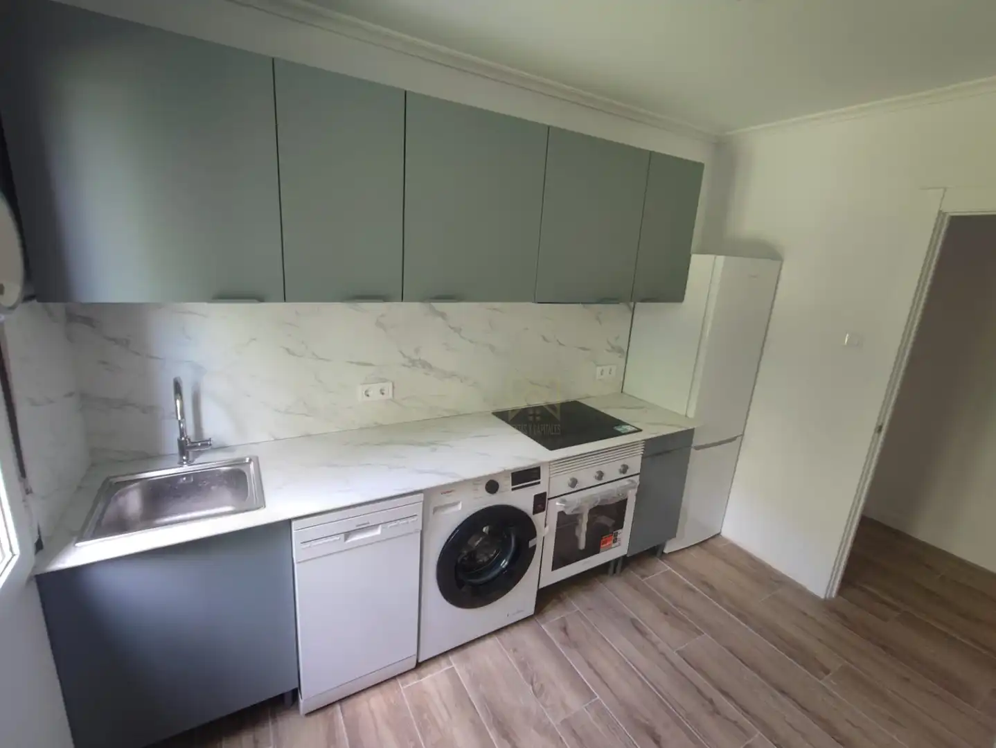 Kitchen of Flat for rent in Santander  with Heating
