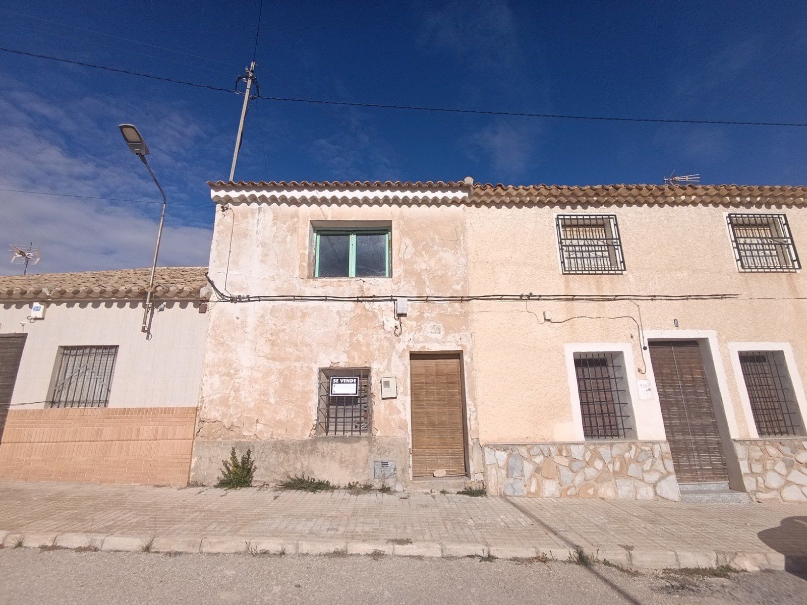 Vista exterior de Finca rústica en venda en Yecla amb Terrassa, Traster i Internet