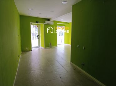 Local comercial en venta en DEMOCRACIA