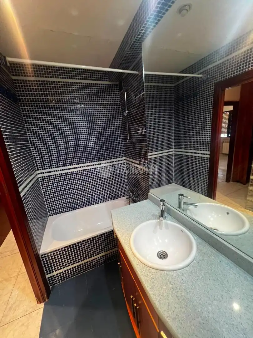 Baño de Piso en venta en Móstoles con Calefacción