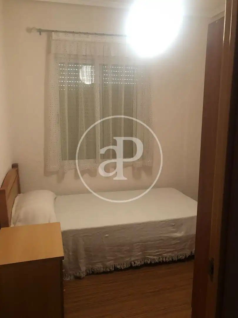 Bedroom of Flat for rent in Elche / Elx  with Air Conditioner and Furnished