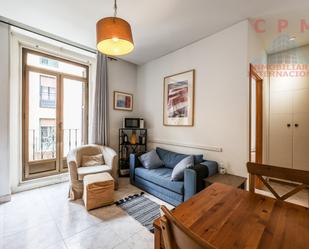 Sala d'estar de Pis en venda en  Madrid Capital amb Aire condicionat, Calefacció i Moblat