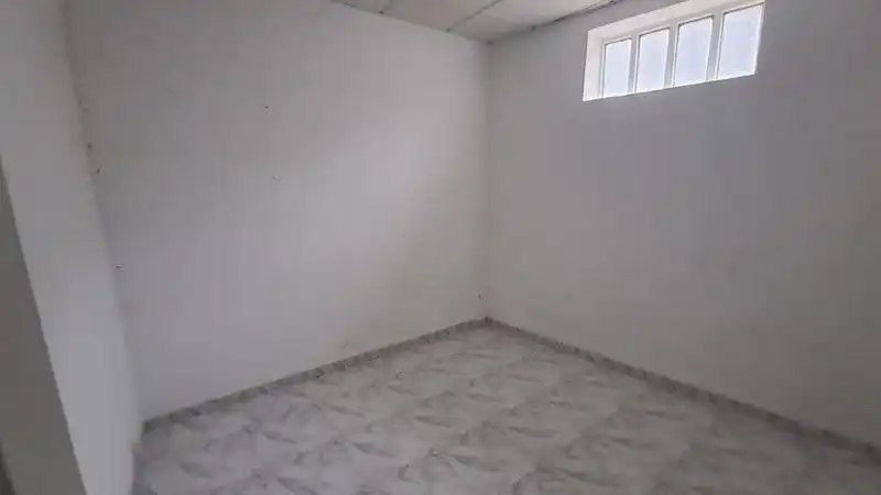 Commercial properties for sale in Bóveda
