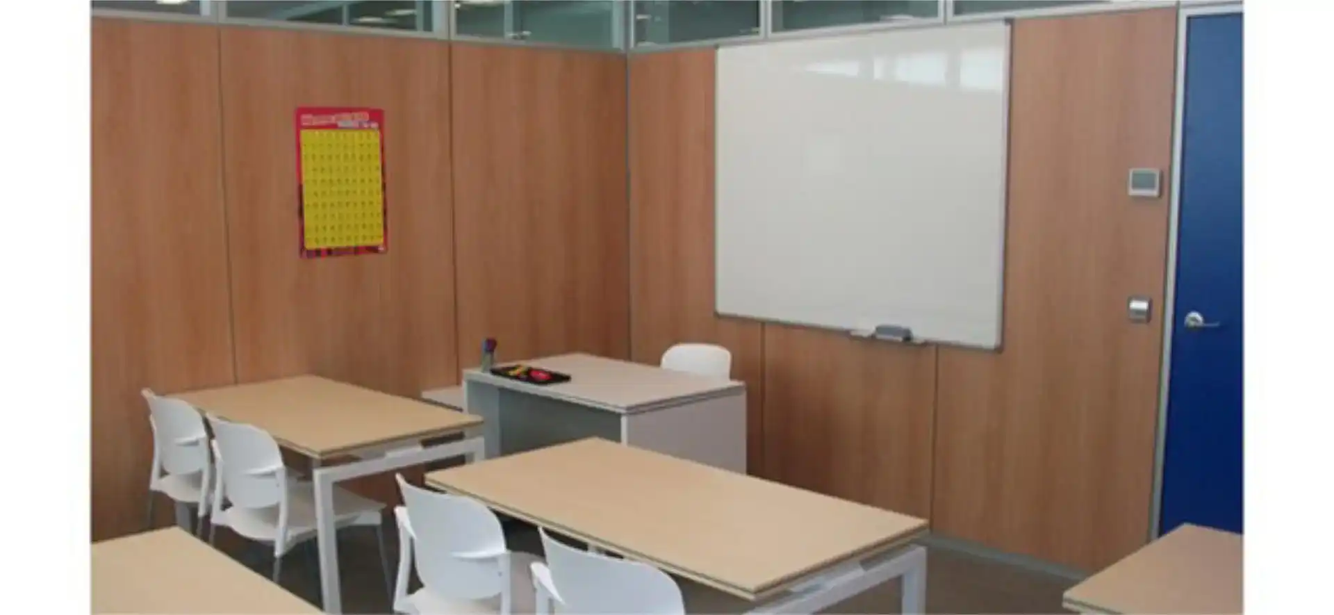 Commercial properties for rent in Blanes  with Air Conditioner