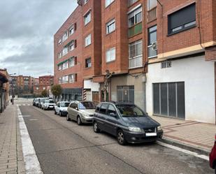 Vista exterior de Local en venda en Valladolid Capital