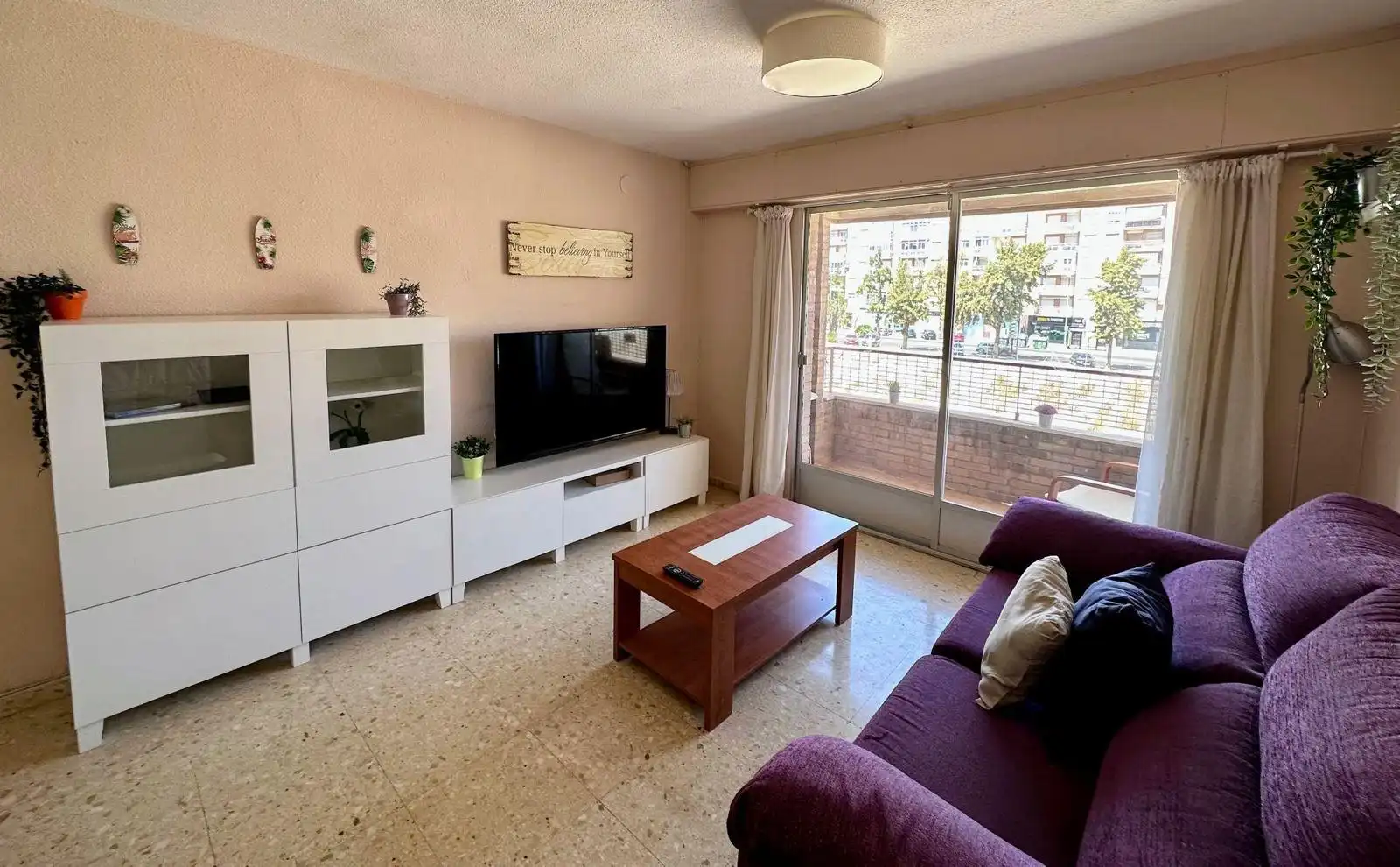 Sala de estar de Piso en venta en Cartagena con Trastero y Balcón