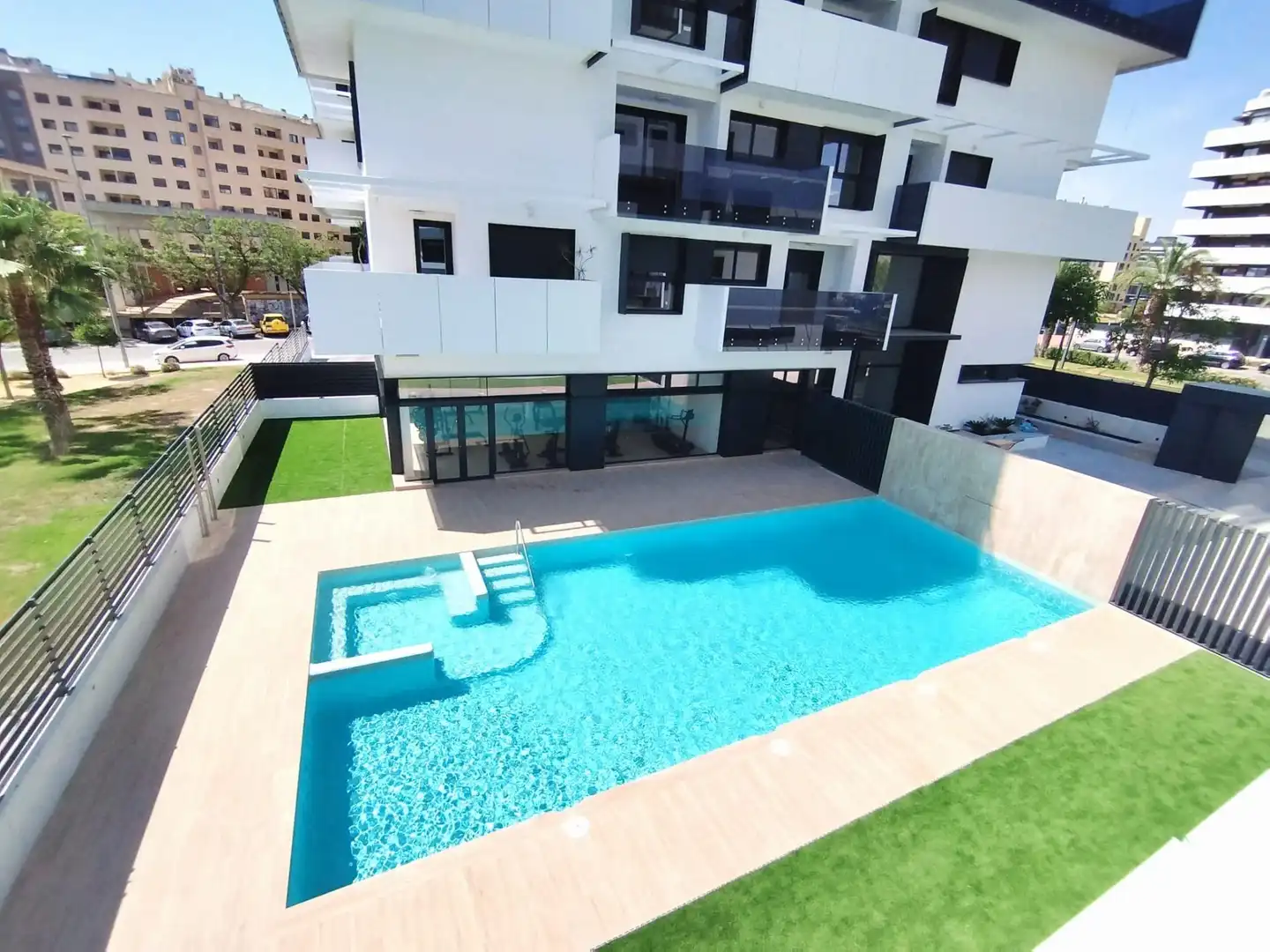 Piscina de Pis de lloguer en Murcia amb Aire condicionat, Calefacció i Jardí privat