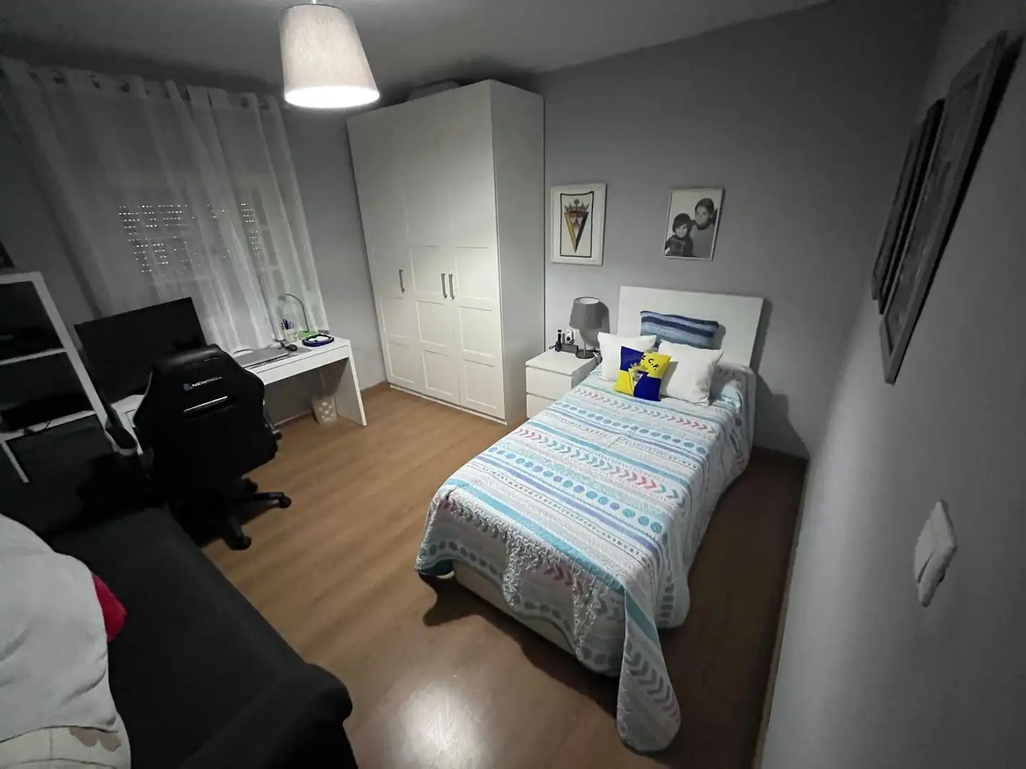 Habitación de Casa o chalet en venta en Chiclana de la Frontera con Aire acondicionado, Jardín privado y Parquet