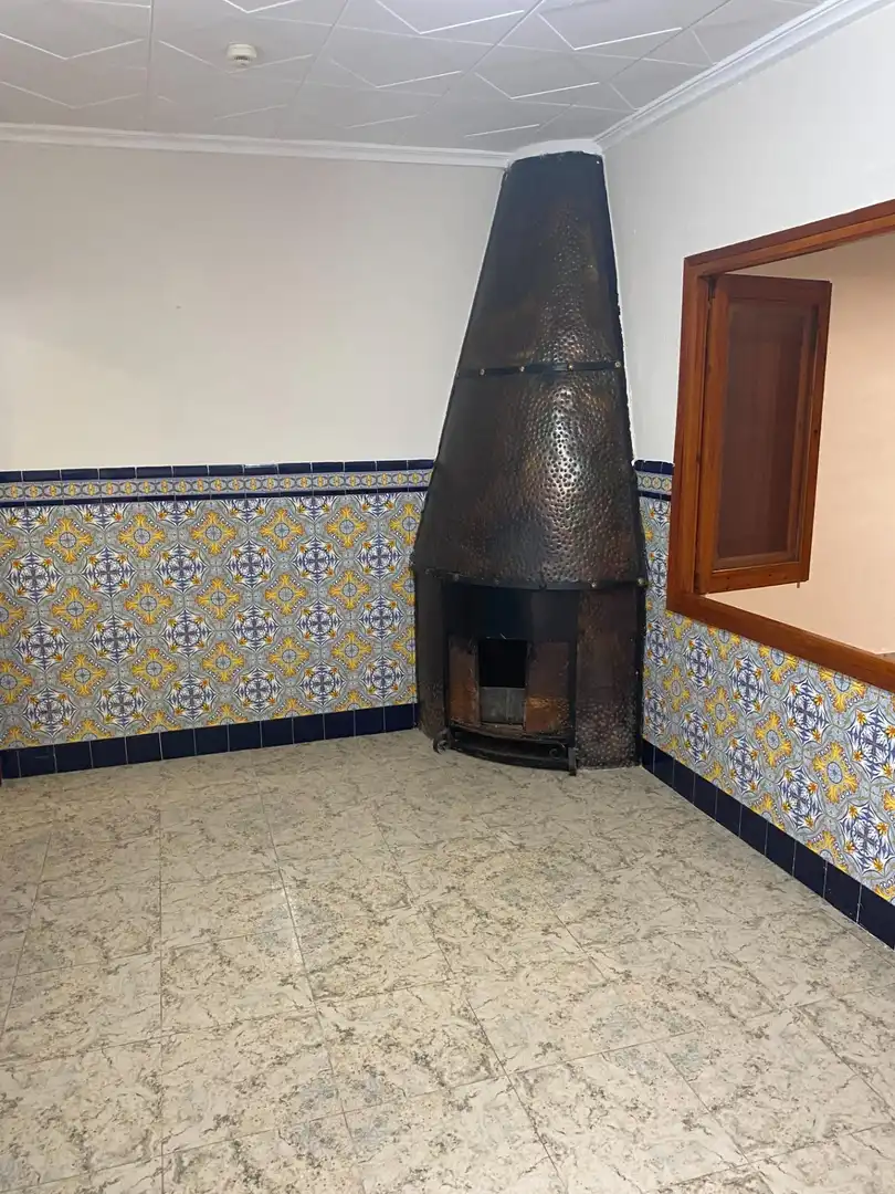 Casa amb terrassa en venda a Guadassuar, imagen 2
