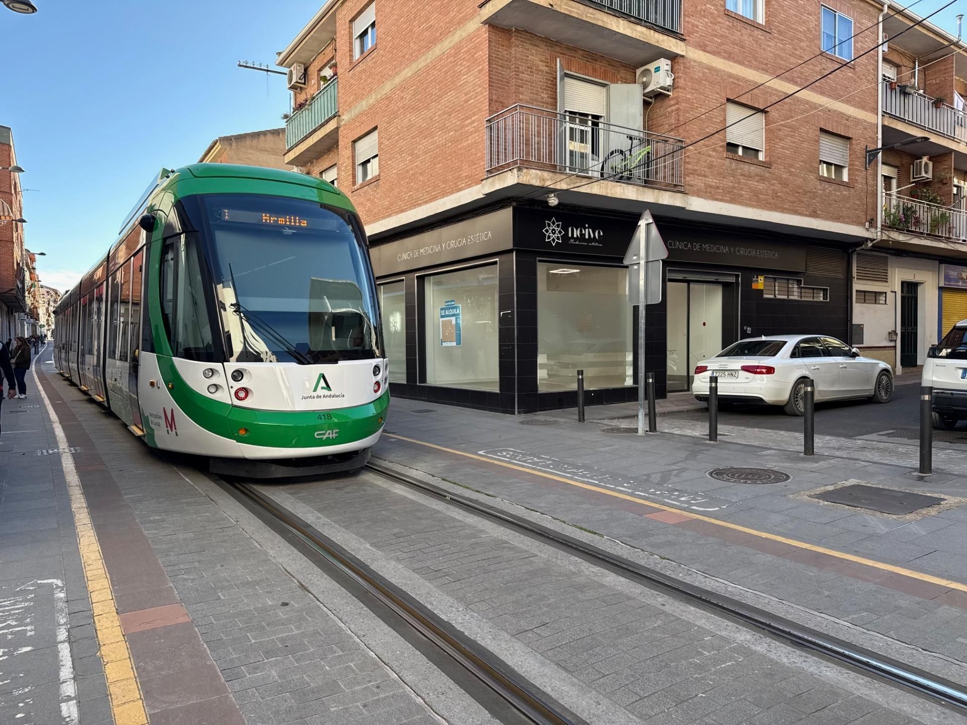 Vista exterior de Local de lloguer en Armilla