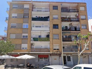 Wohnung mit Balkon zum Verkauf in Carrer Molí de la Llum 1