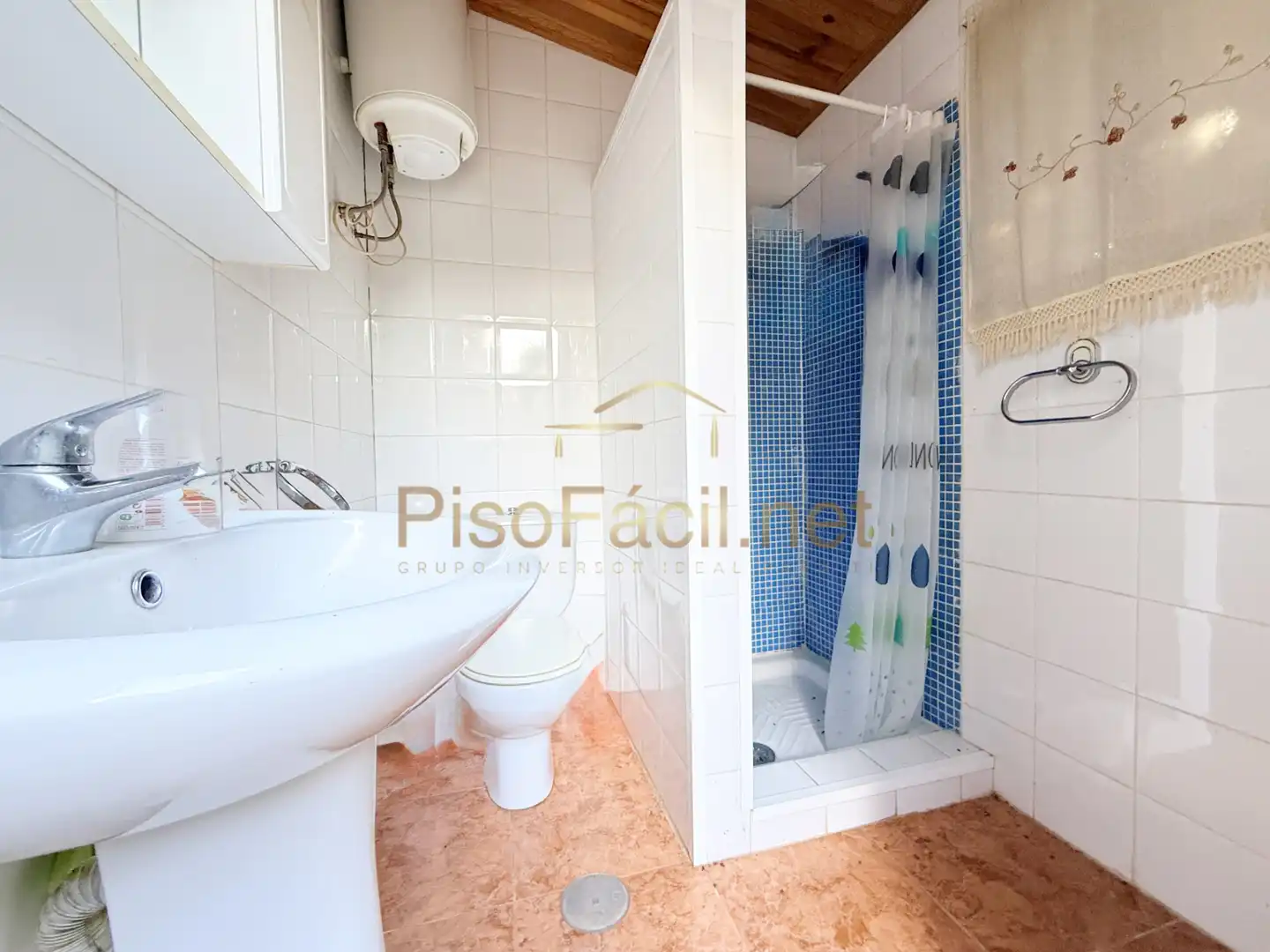 Casa o chalet en venta en Calle de la Dalia, El Tiemblo