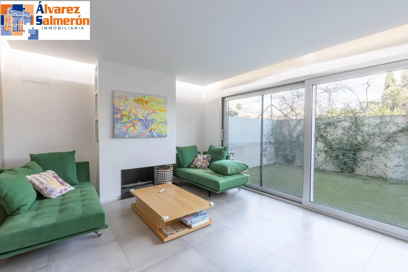 Living room of Houses for sale in Granada