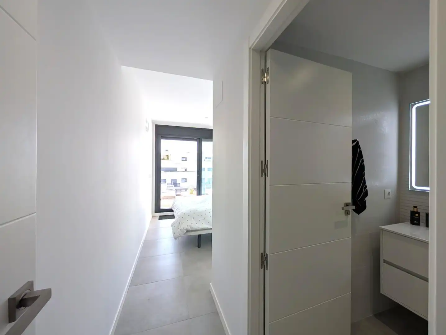 Dachboden zum Verkauf in Orihuela mit Klimaanlage, Heizung und Terrasse