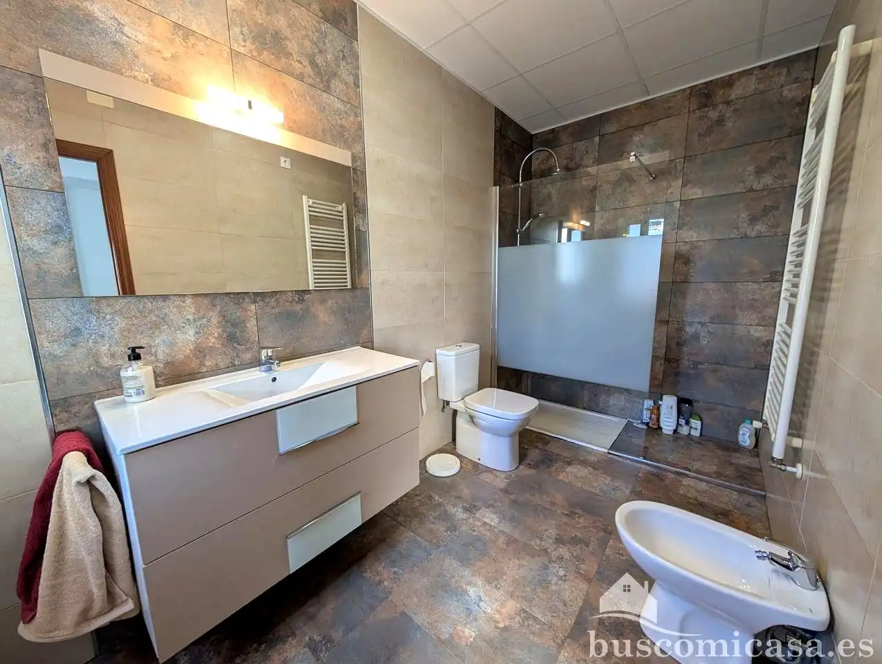 Baño de Casa o chalet en venta en Linares con Calefacción, Terraza y Trastero