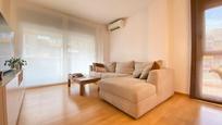 Living room of Flat for sale in Terrassa  with Air Conditioner and Balcony