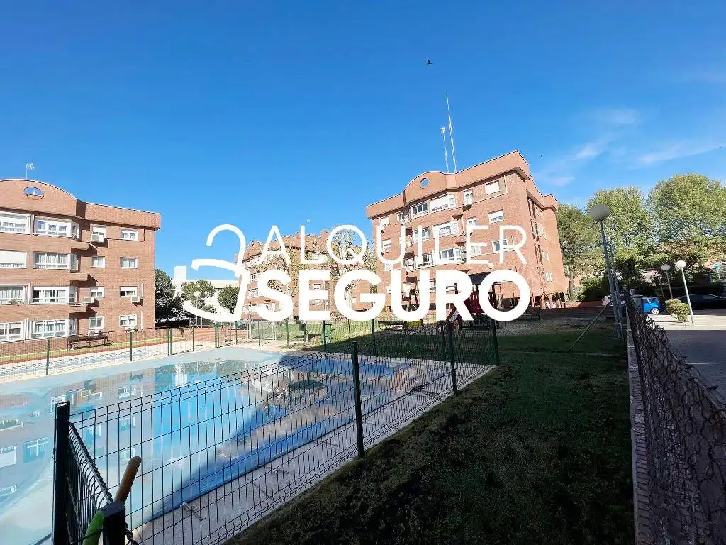 Swimming pool of Flat for rent in Rivas-Vaciamadrid  with Heating, Storage room and Swimming Pool