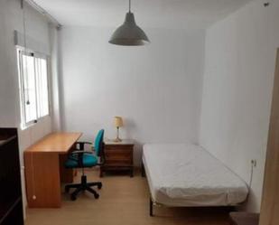 Bedroom of Flat to rent in  Granada Capital  with Balcony