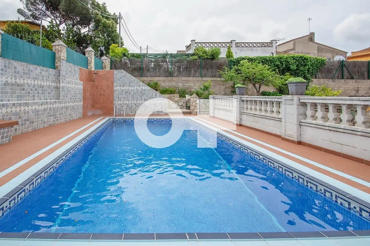 Piscina de Casa o xalet en venda en Tordera amb Calefacció, Terrassa i Piscina