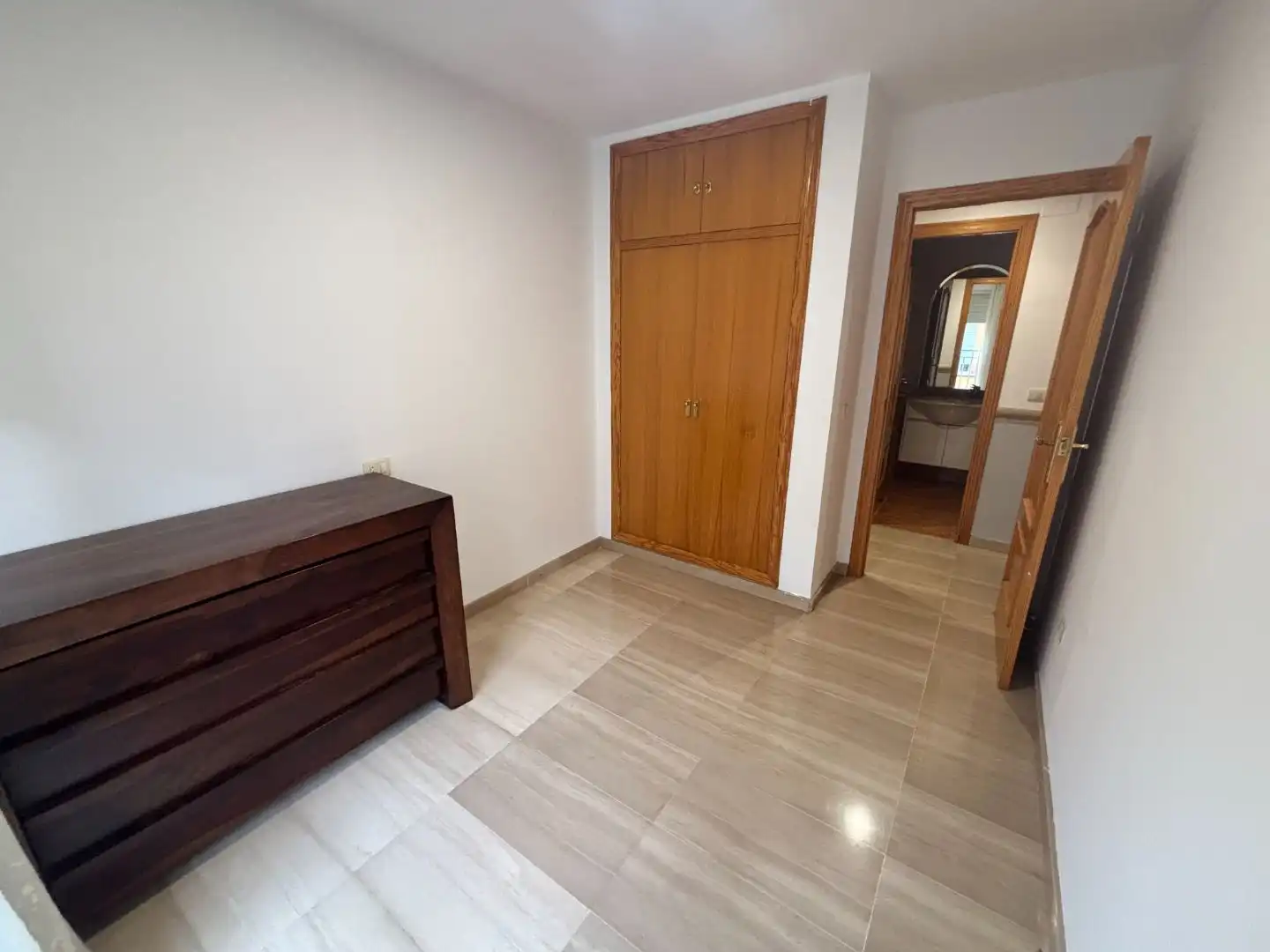 Bedroom of Flat for rent in El Pilar