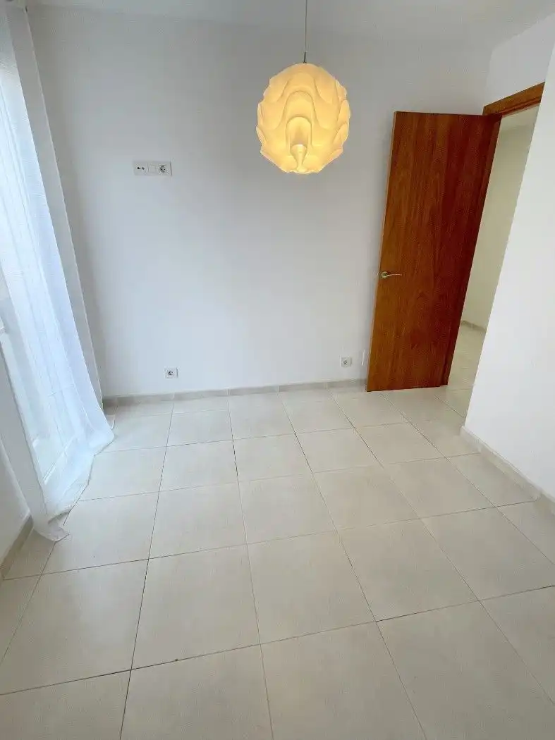 Bedroom of Flat for rent in Mataró  with Air Conditioner, Heating and Oven
