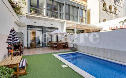 Exterior view of Planta baja for sale in  Barcelona Capital  with Air Conditioner, Heating and Private garden