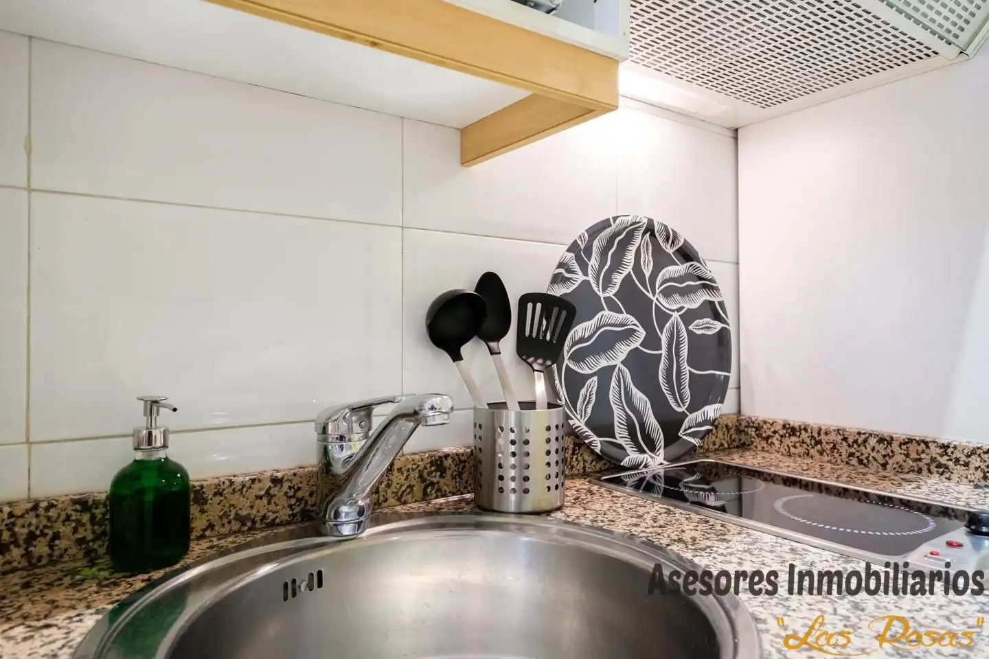 Küche von Wohnung zur Miete in Madrid mit Klimaanlage und Möbliert