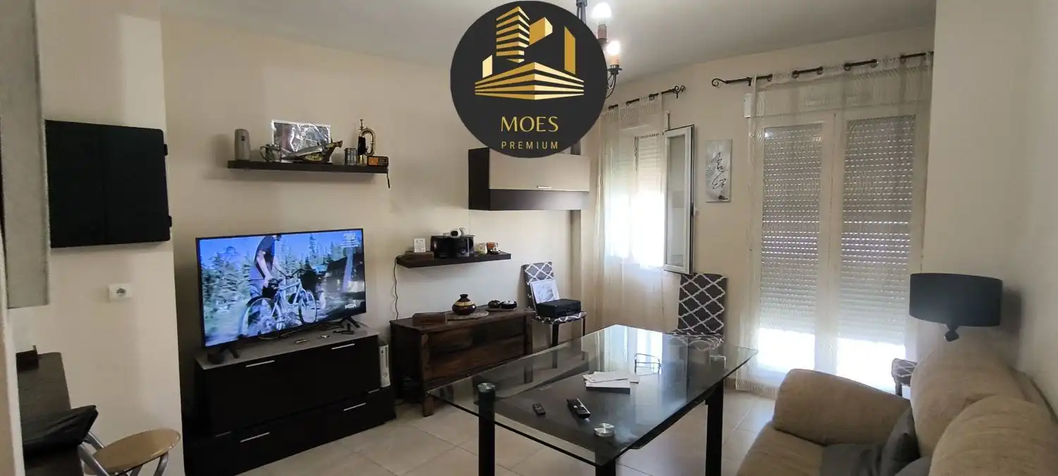 Vista exterior de Piso en venta en Úbeda con Aire acondicionado, Calefacción y Balcón
