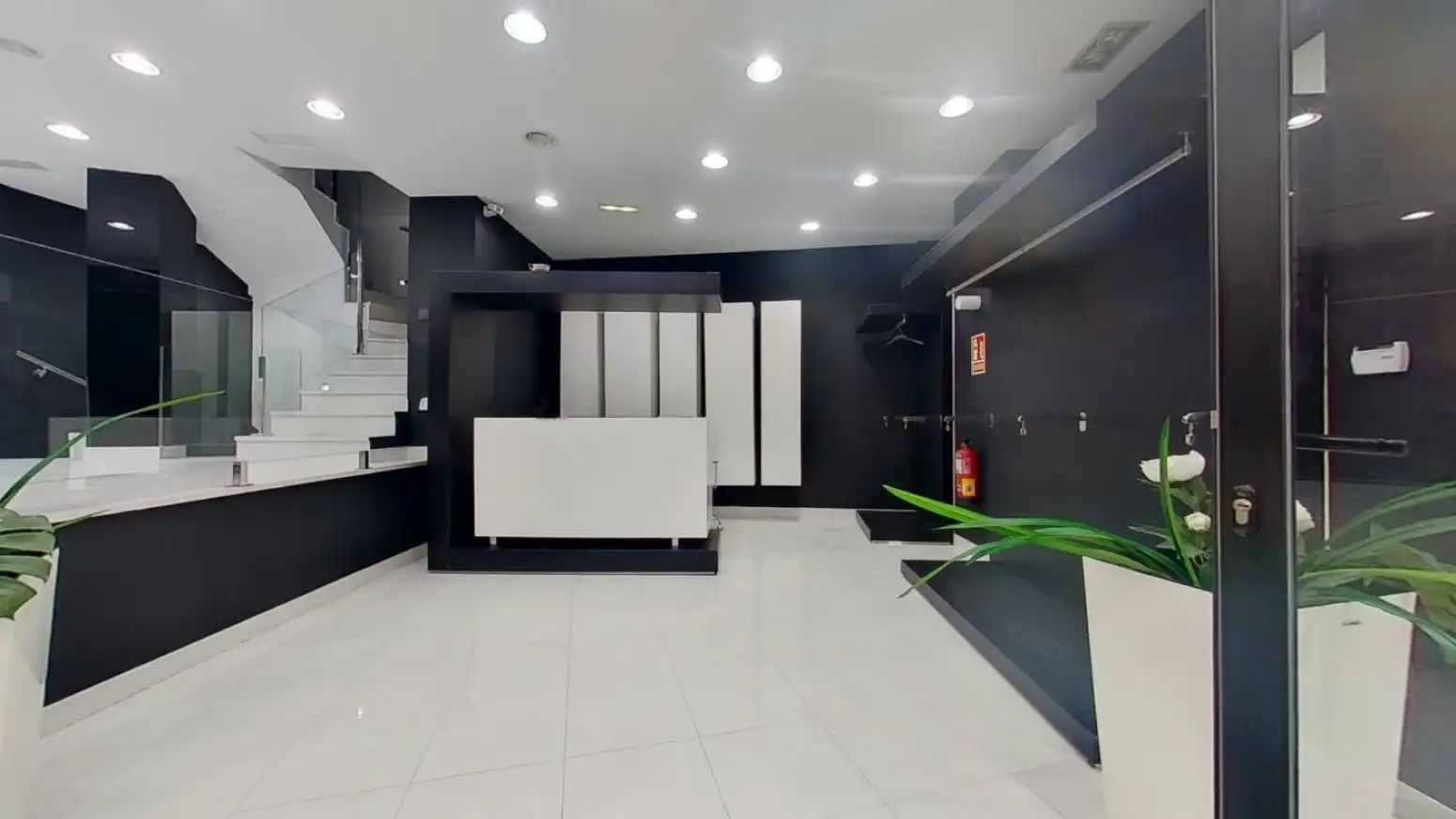 Commercial properties for rent in Torrelavega   with Air Conditioner